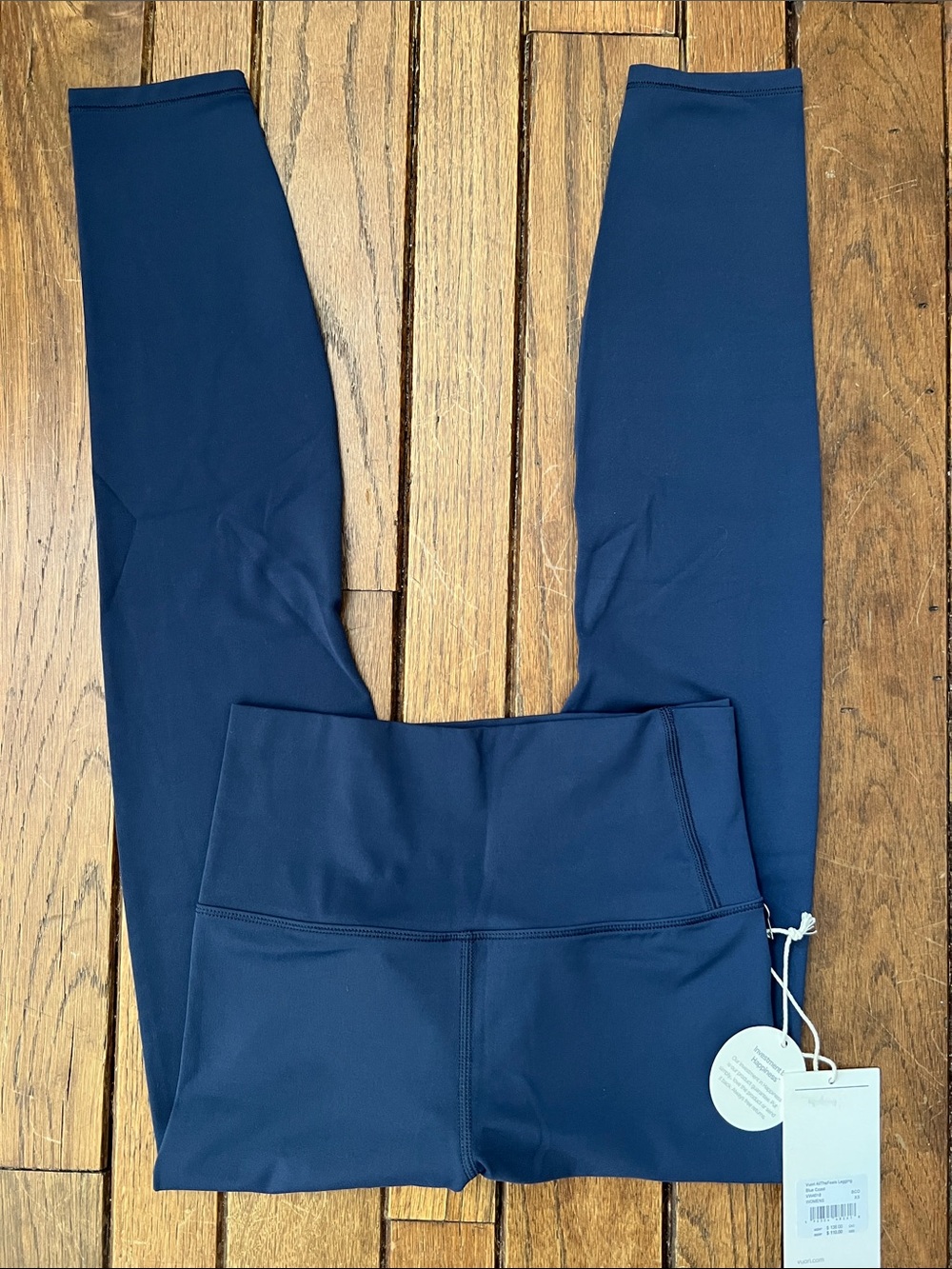 Vuori Blue Coast Navy All The Feels Leggings Size XS NWT - Picture 3 of 5